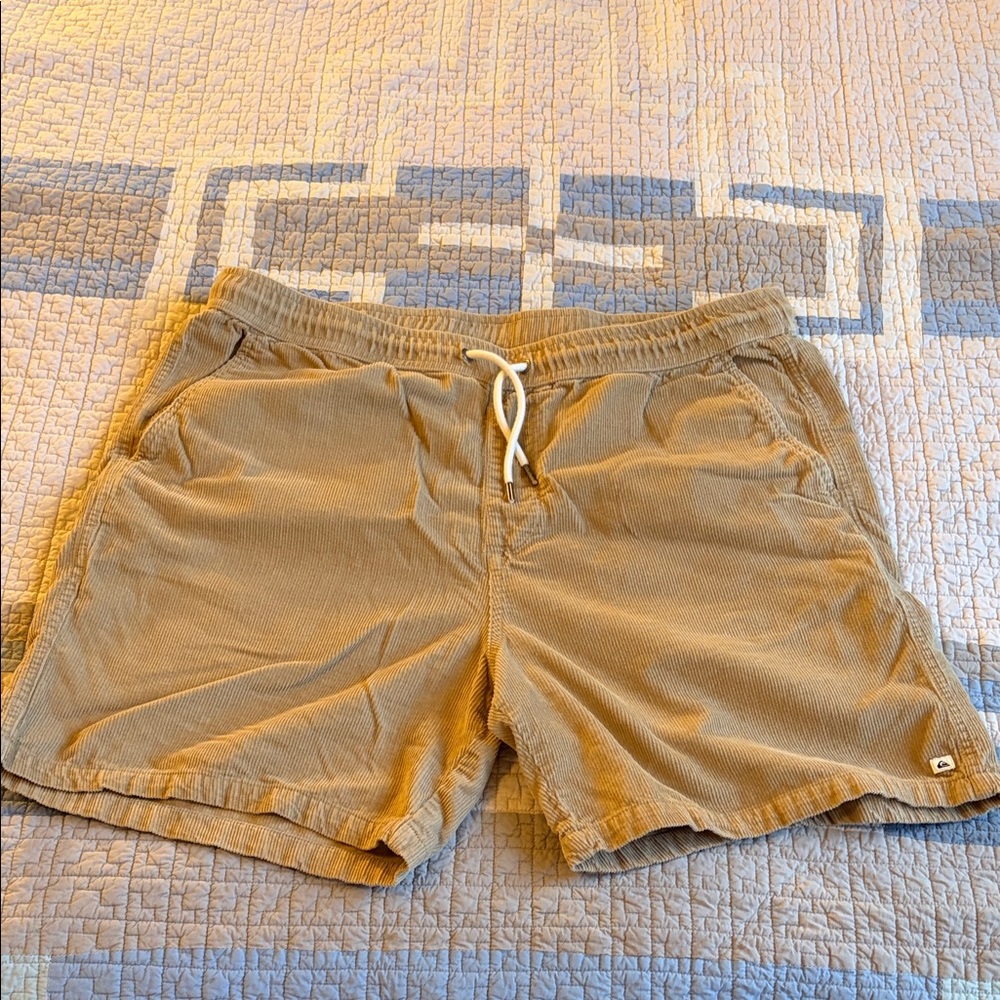 Men's Quicksilver Tan Corduroy Shorts